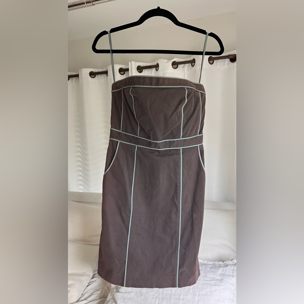 Saja strapless dress with piping (size 4)